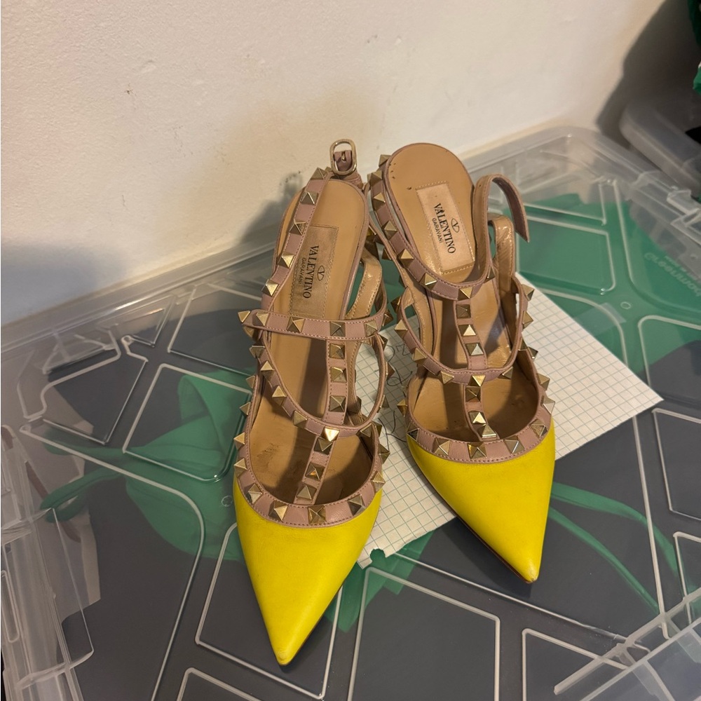 Valentino Yellow and Tan Studded Slingback Heels